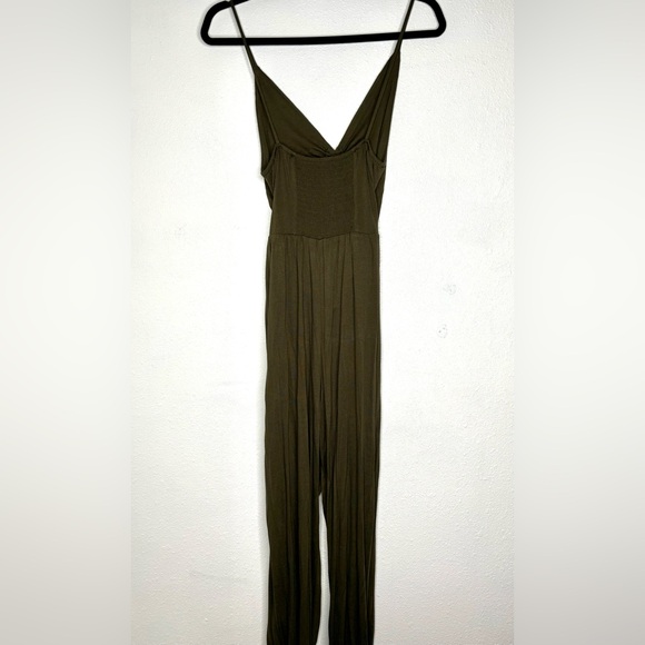 Fashion nova medium olive green jumper - Picture 2 of 7